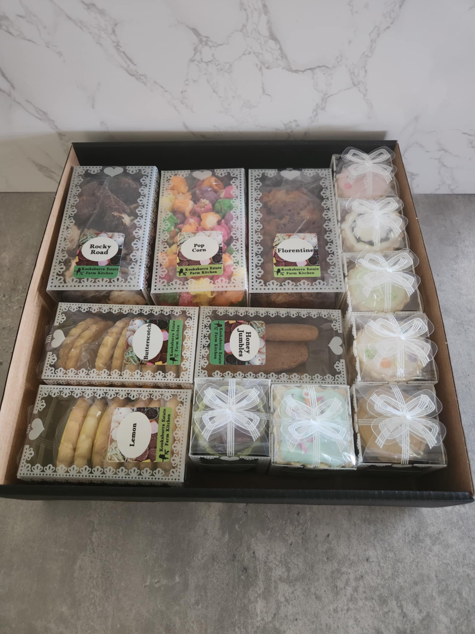 Busicuit Box Biscuit Boxes Large – Kookaburra Estate